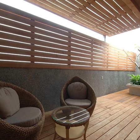 Dubai Motel Yilan Exterior foto